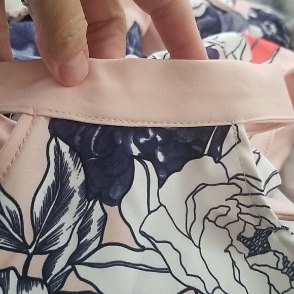 🎉HP!🎉MORRISDAY PEACH FLORAL HALTER DRESS - Picture 3 of 5